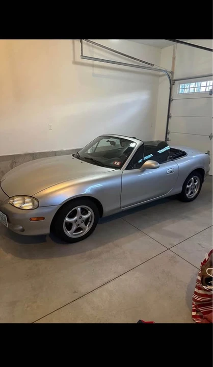 2002 Mazda NB MX-5 Miata - Image 3 of 10