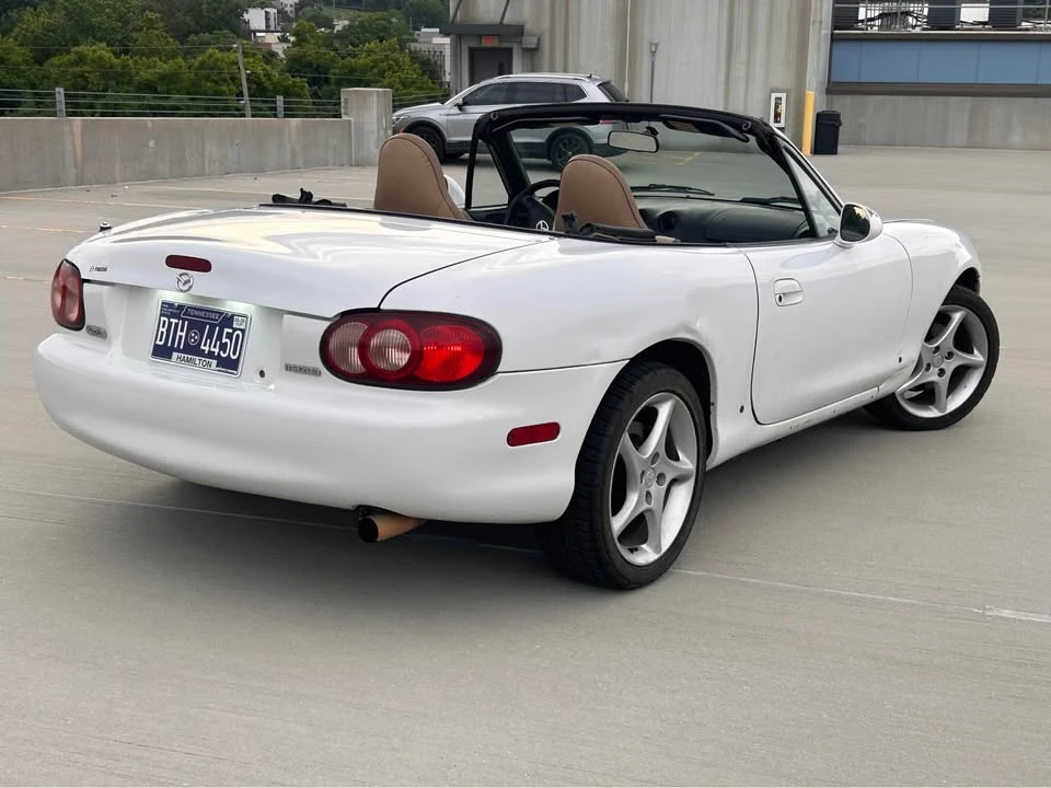 2002 Mazda NB MX-5 Miata - Image 3 of 13