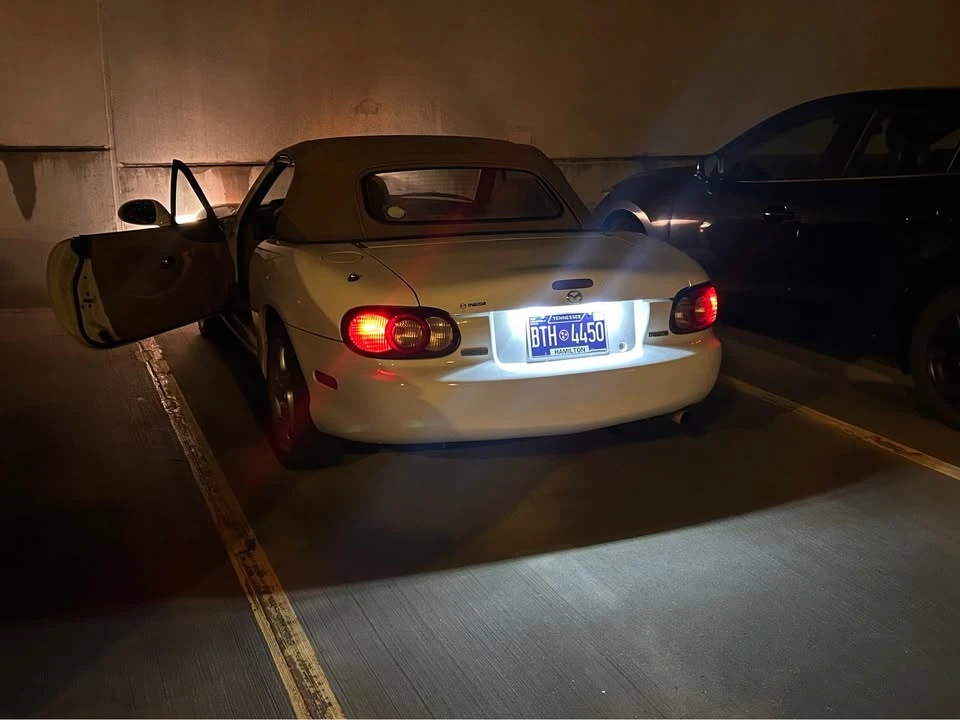 2002 Mazda NB MX-5 Miata - Image 4 of 13