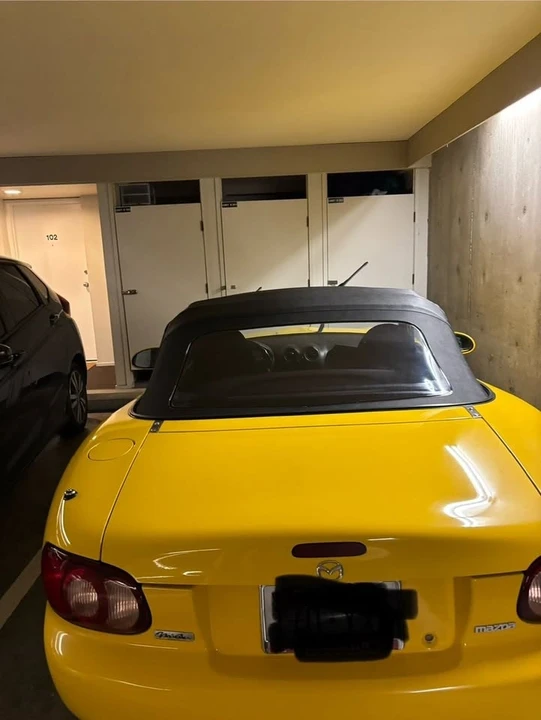 2002 Mazda NB MX-5 Miata - Image 5 of 12