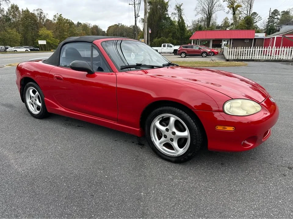 2002 Mazda NB MX-5 Miata - Image 4 of 8