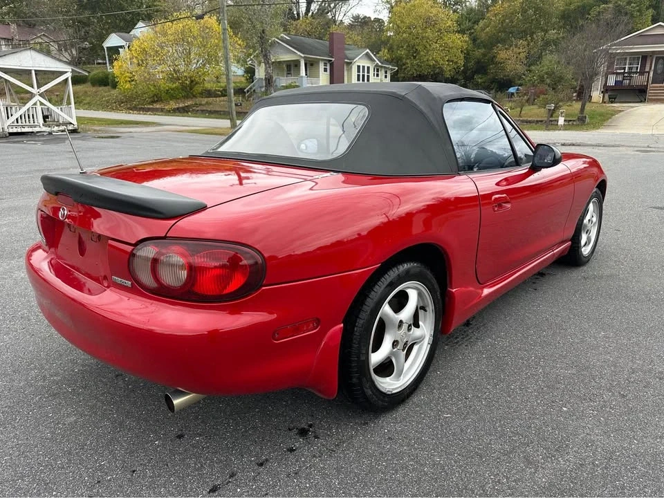 2002 Mazda NB MX-5 Miata - Image 5 of 8
