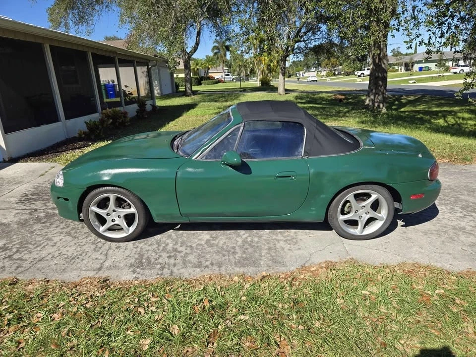 2002 Mazda NB MX-5 Miata - Image 4 of 6