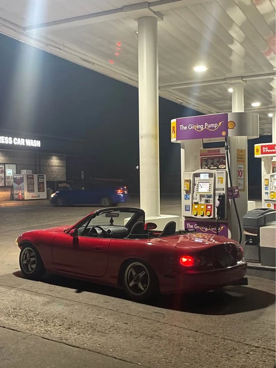 2002 Mazda NB MX-5 Miata - Image 3 of 6
