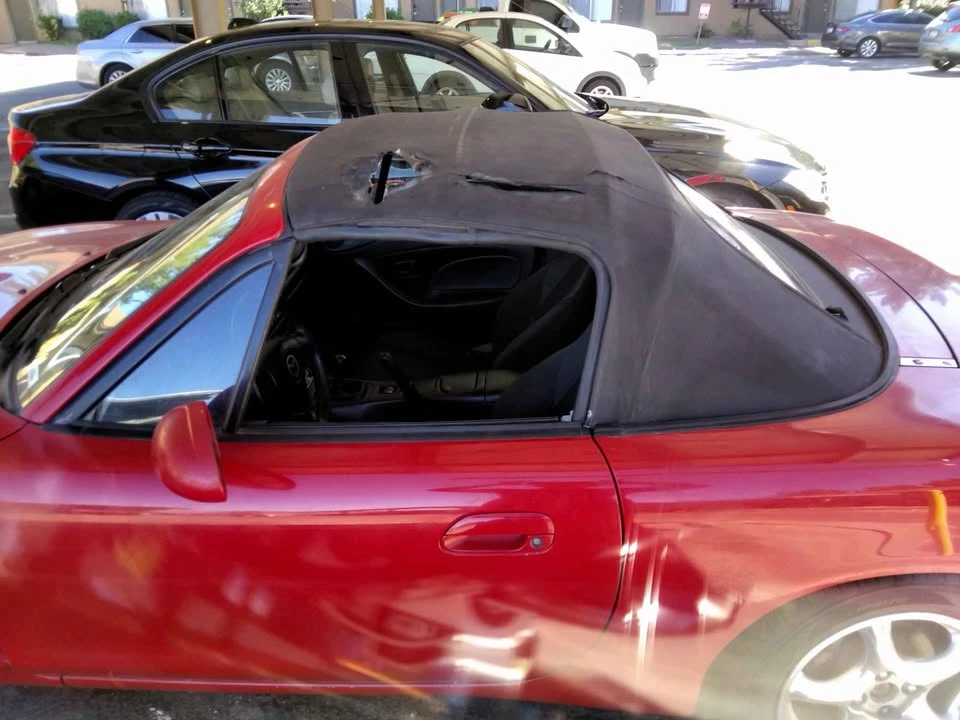 2002 Mazda NB MX-5 Miata - Image 8 of 9