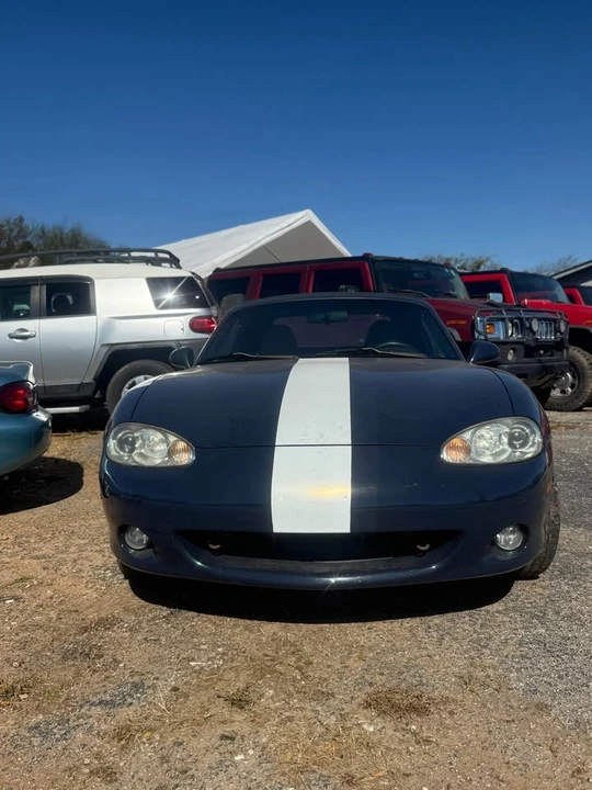 2002 Mazda NB MX-5 Miata - Image 2 of 19