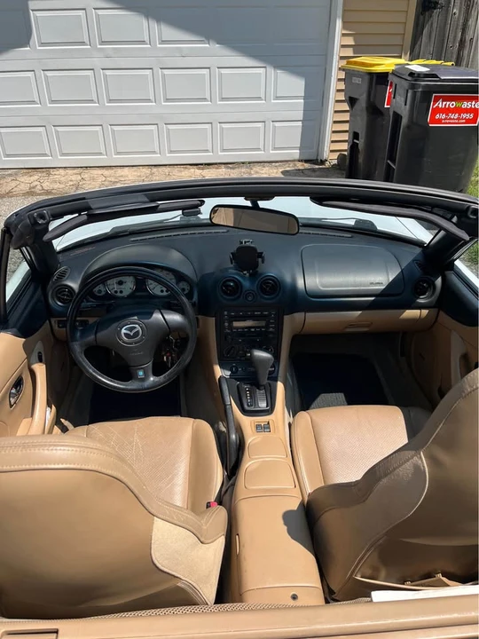 2002 Mazda NB MX-5 Miata - Image 6 of 8