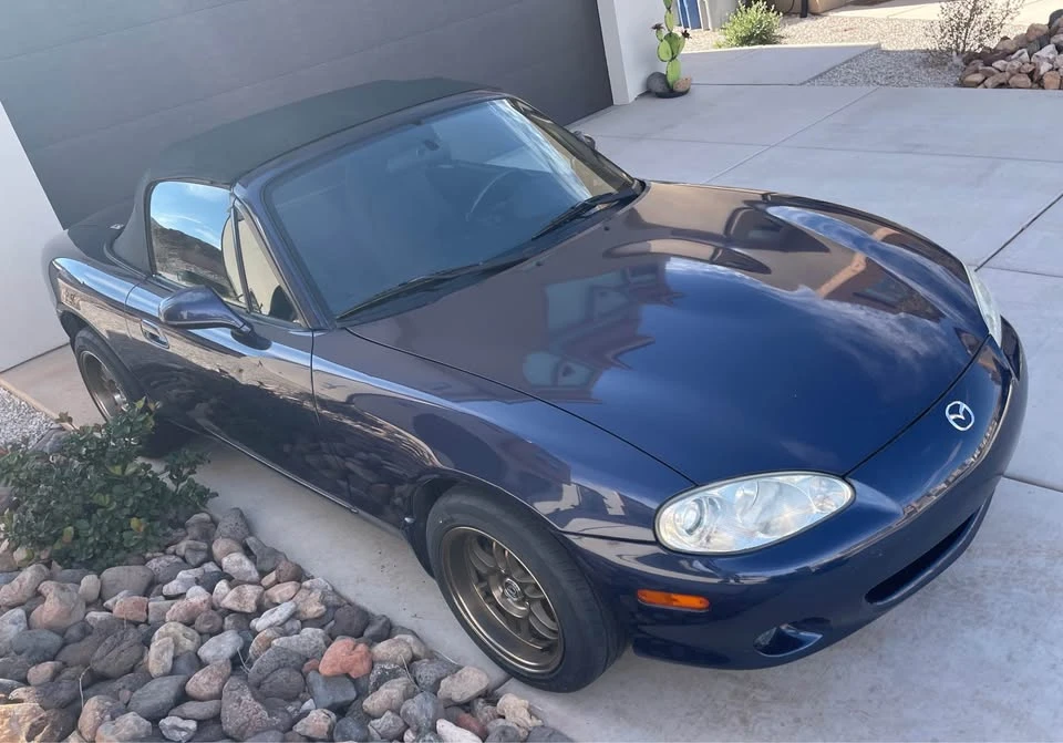 2002 Mazda NB MX-5 Miata - Image 4 of 11
