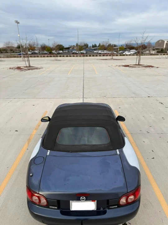 2002 Mazda NB MX-5 Miata - Image 3 of 6