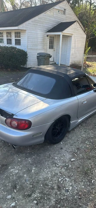 2002 Mazda NB MX-5 Miata - Image 5 of 6