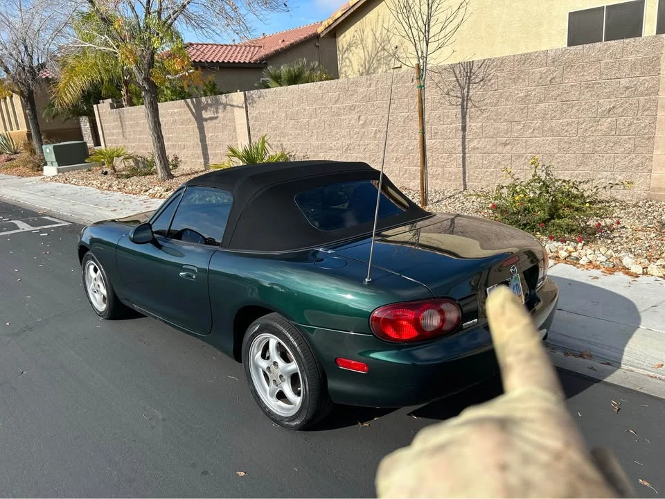 2002 Mazda NB MX-5 Miata - Image 2 of 6