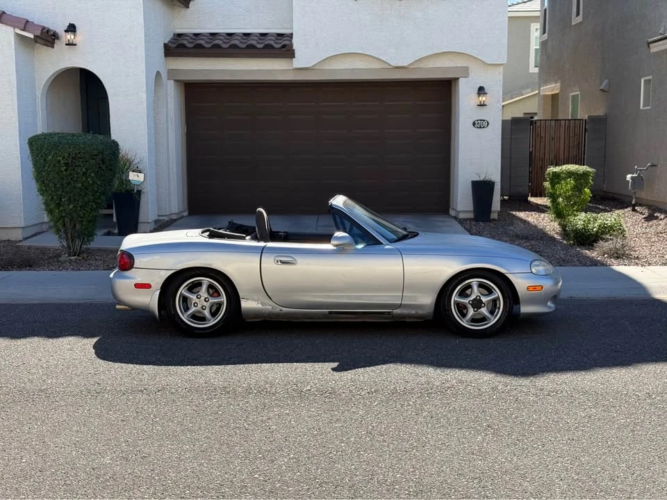 2002 Mazda NB MX-5 Miata - Image 2 of 10