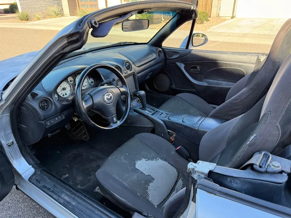 2002 Mazda NB MX-5 Miata - Image 9 of 10
