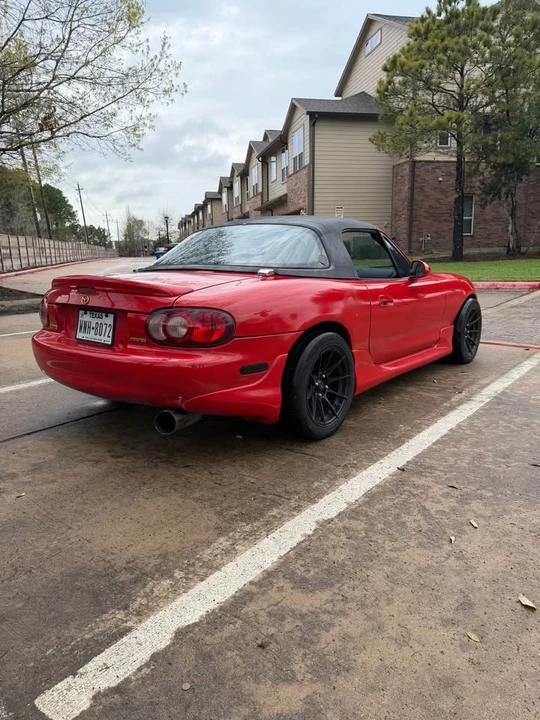 2002 Mazda NB MX-5 Miata - Image 6 of 9