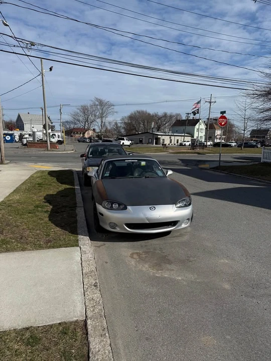 2002 Mazda NB MX-5 Miata - Image 2 of 4
