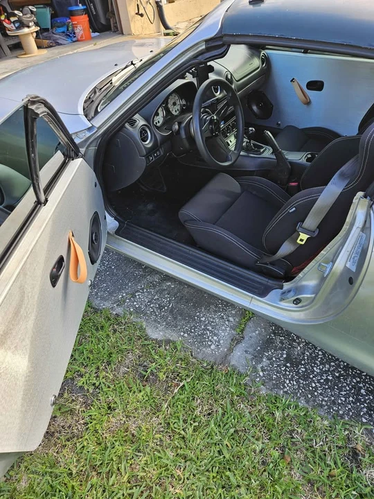 2002 Mazda NB MX-5 Miata - Image 5 of 16