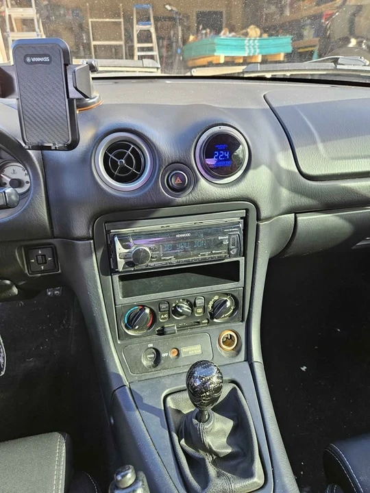 2002 Mazda NB MX-5 Miata - Image 8 of 16