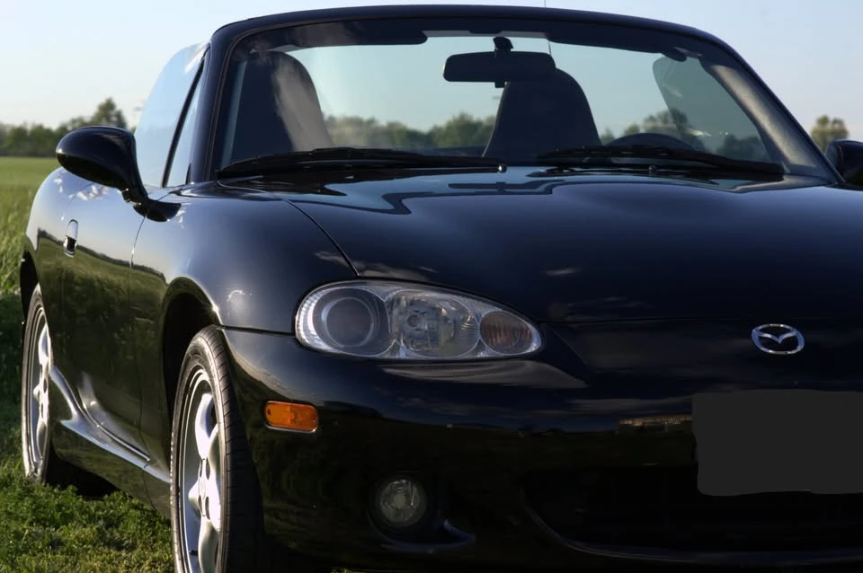 2002 Mazda NB MX-5 Miata - Image 3 of 18
