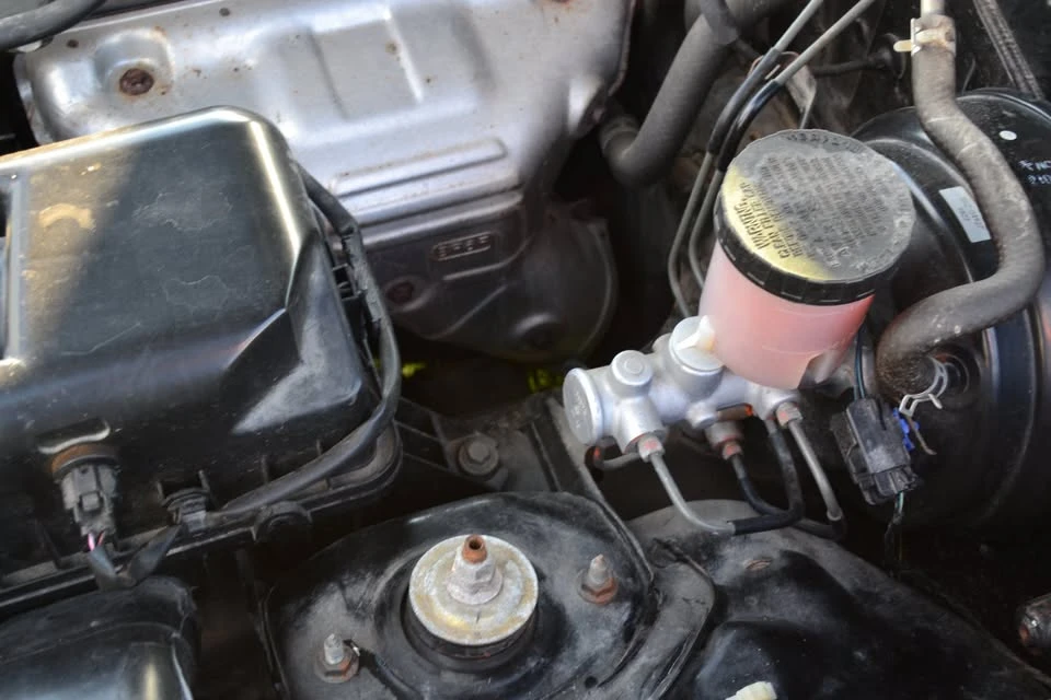 2002 Mazda NB MX-5 Miata - Image 14 of 18