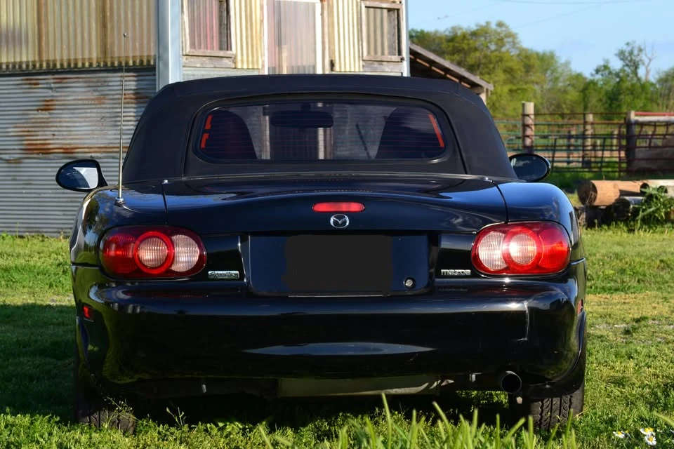 2002 Mazda NB MX-5 Miata - Image 6 of 18