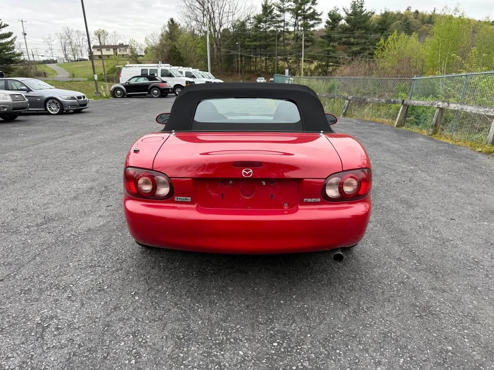 2002 Mazda NB MX-5 Miata - Image 5 of 17