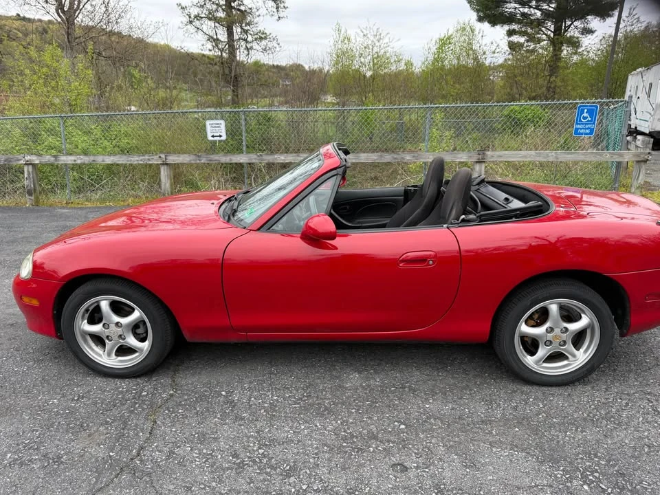 2002 Mazda NB MX-5 Miata - Image 15 of 17