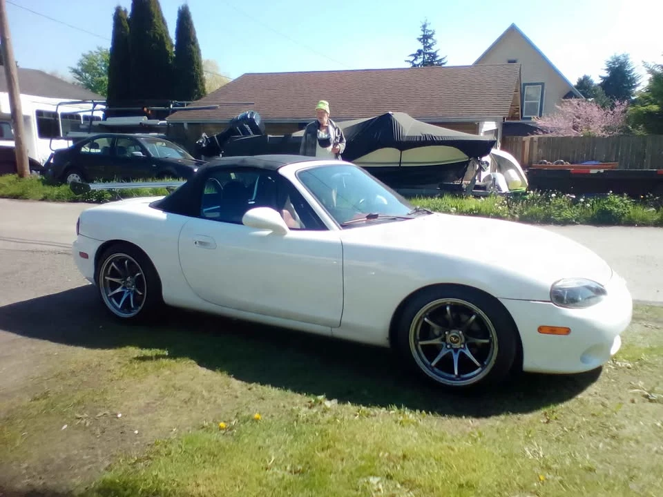 2002 Mazda NB MX-5 Miata - Image 5 of 8