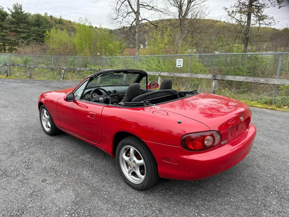 2002 Mazda NB MX-5 Miata - Image 14 of 17