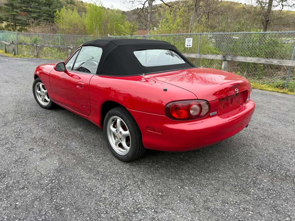 2002 Mazda NB MX-5 Miata - Image 4 of 17