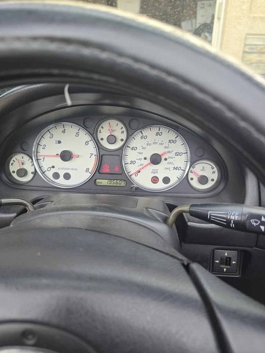 2002 Mazda NB MX-5 Miata - Image 2 of 10