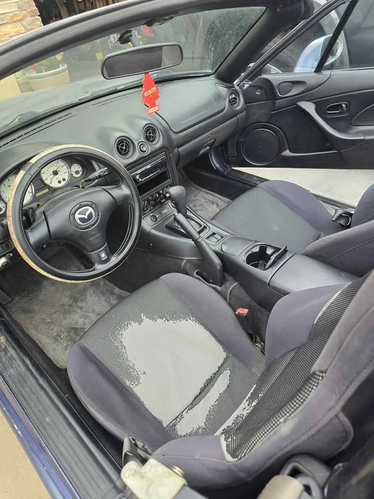 2002 Mazda NB MX-5 Miata - Image 3 of 10