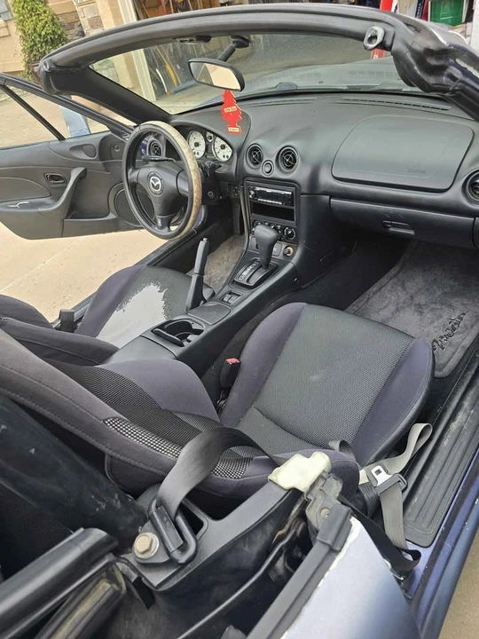 2002 Mazda NB MX-5 Miata - Image 10 of 10