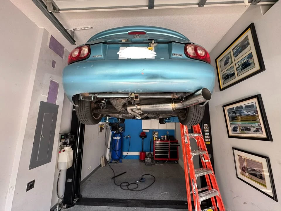 2002 Mazda NB MX-5 Miata - Image 6 of 12