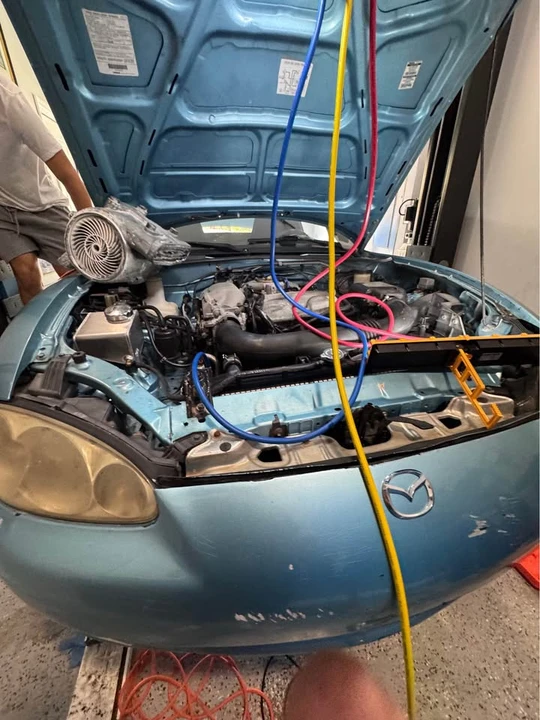 2002 Mazda NB MX-5 Miata - Image 10 of 12
