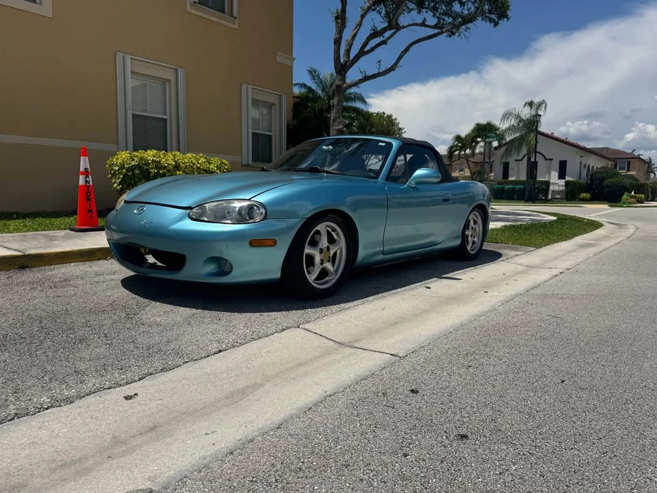 2002 Mazda NB MX-5 Miata - Image 3 of 12