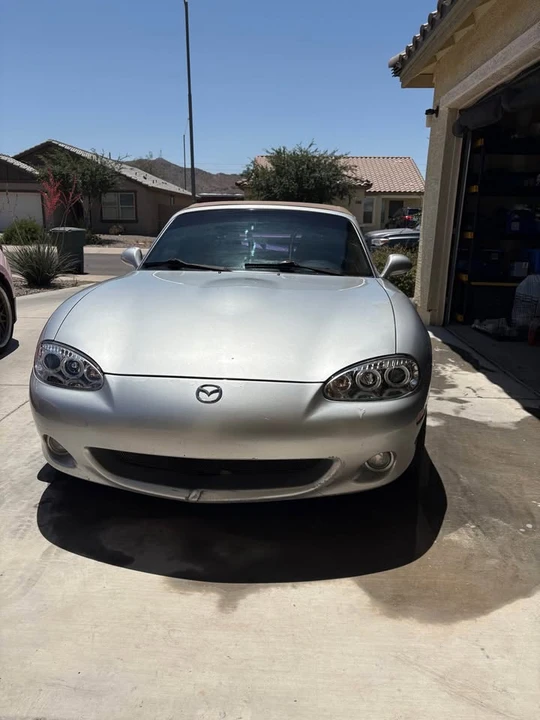 2002 Mazda NB MX-5 Miata - Image 3 of 10