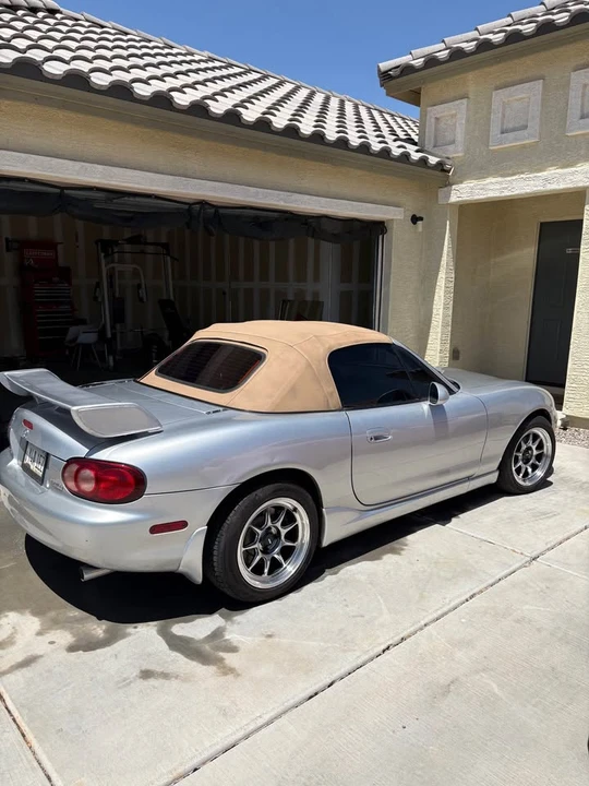2002 Mazda NB MX-5 Miata - Image 2 of 10