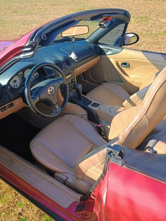 2002 Mazda NB MX-5 Miata - Image 4 of 6