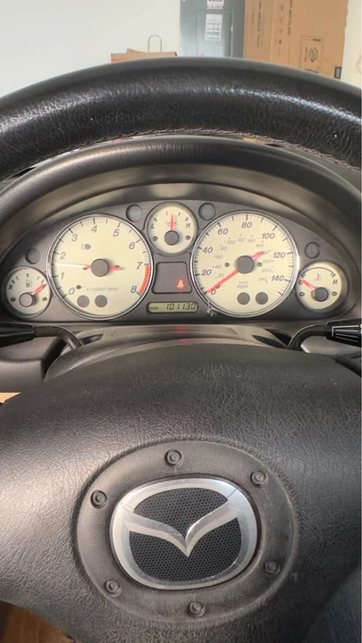 2002 Mazda NB MX-5 Miata - Image 3 of 8