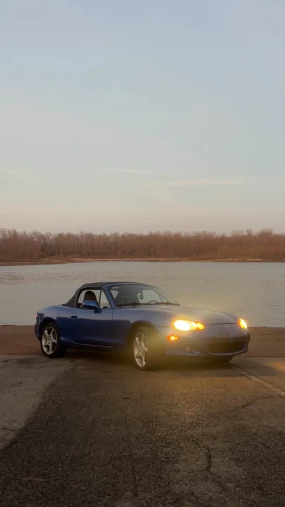 2002 Mazda NB MX-5 Miata - Image 6 of 17