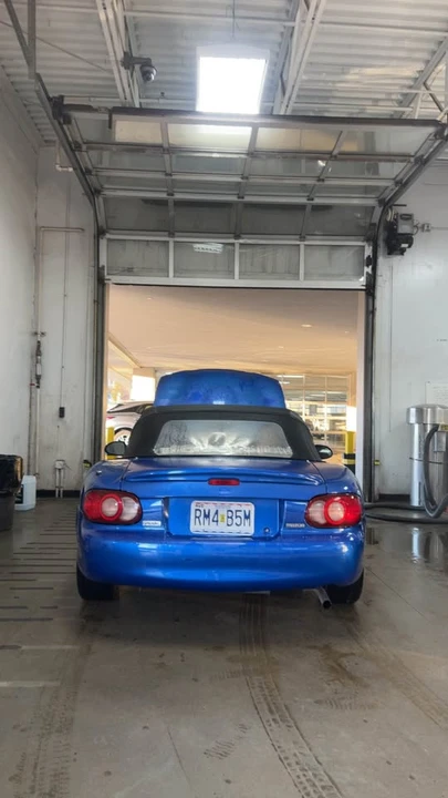 2002 Mazda NB MX-5 Miata - Image 4 of 17