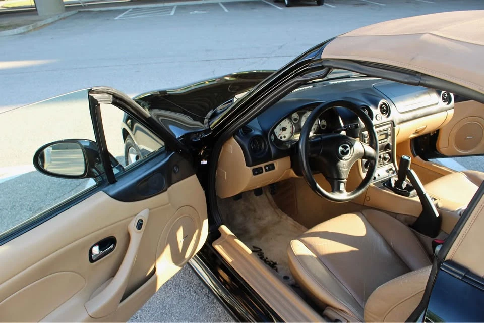 2002 Mazda NB MX-5 Miata - Image 5 of 9