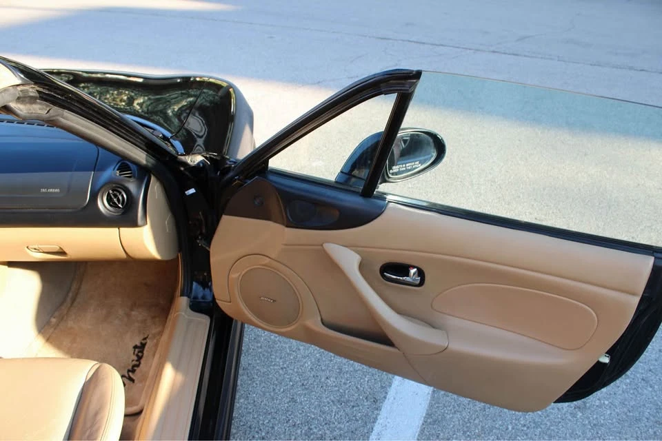 2002 Mazda NB MX-5 Miata - Image 8 of 9