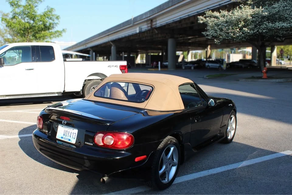 2002 Mazda NB MX-5 Miata - Image 3 of 9