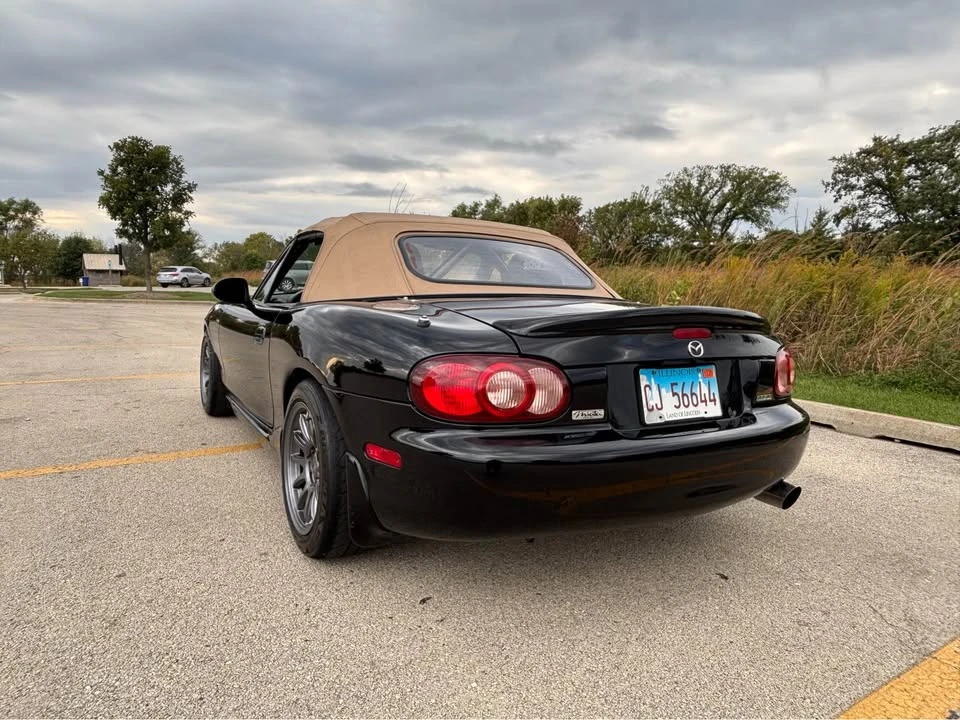 2002 Mazda NB MX-5 Miata - Image 2 of 14