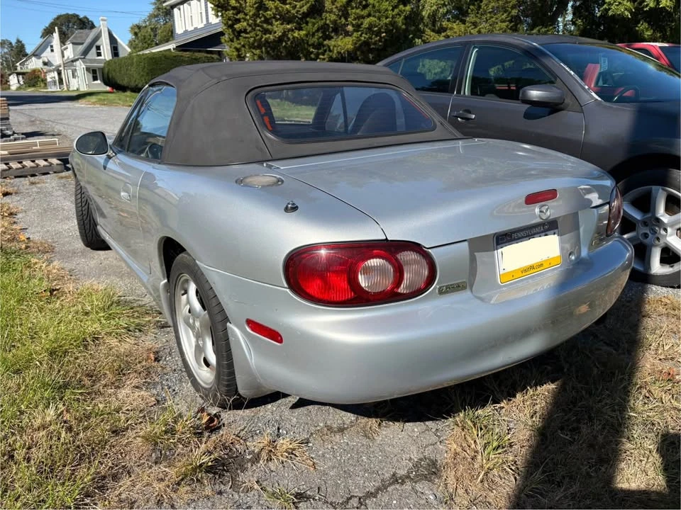 2002 Mazda NB MX-5 Miata - Image 3 of 3