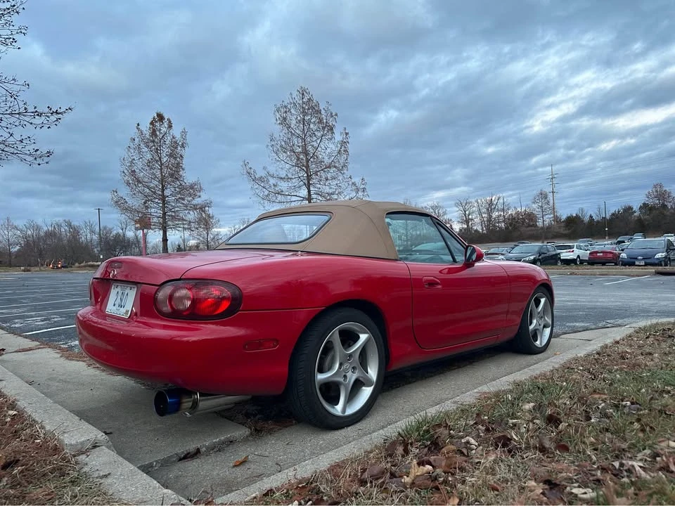 2002 Mazda NB MX-5 Miata - Image 4 of 4