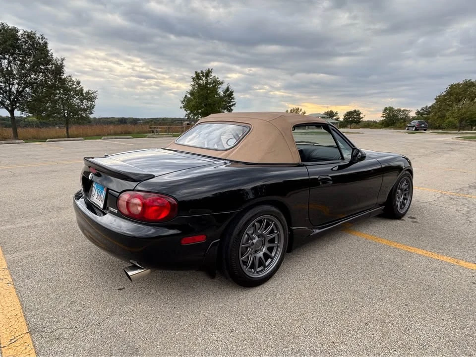 2002 Mazda NB MX-5 Miata - Image 5 of 14