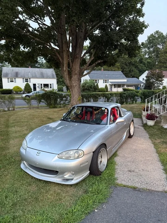 2002 Mazda NB MX-5 Miata - Image 9 of 9
