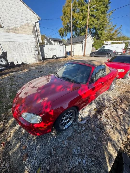 2002 Mazda NB MX-5 Miata - Image 4 of 14